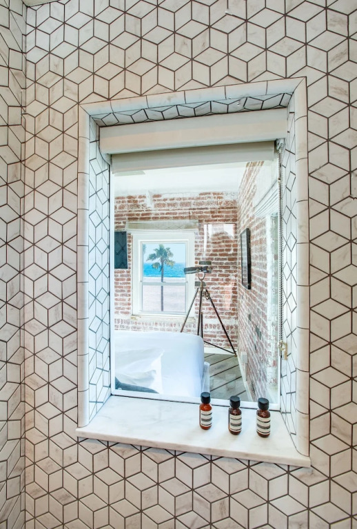 Venice V Hotel