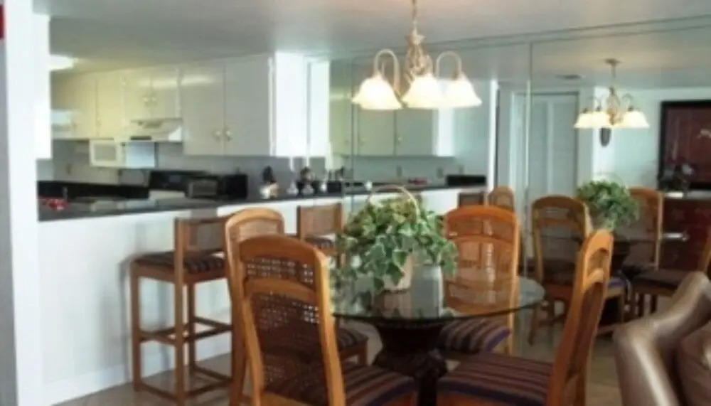2 BR 2 BA - Traffic Free Beach  - 404 Shores Club