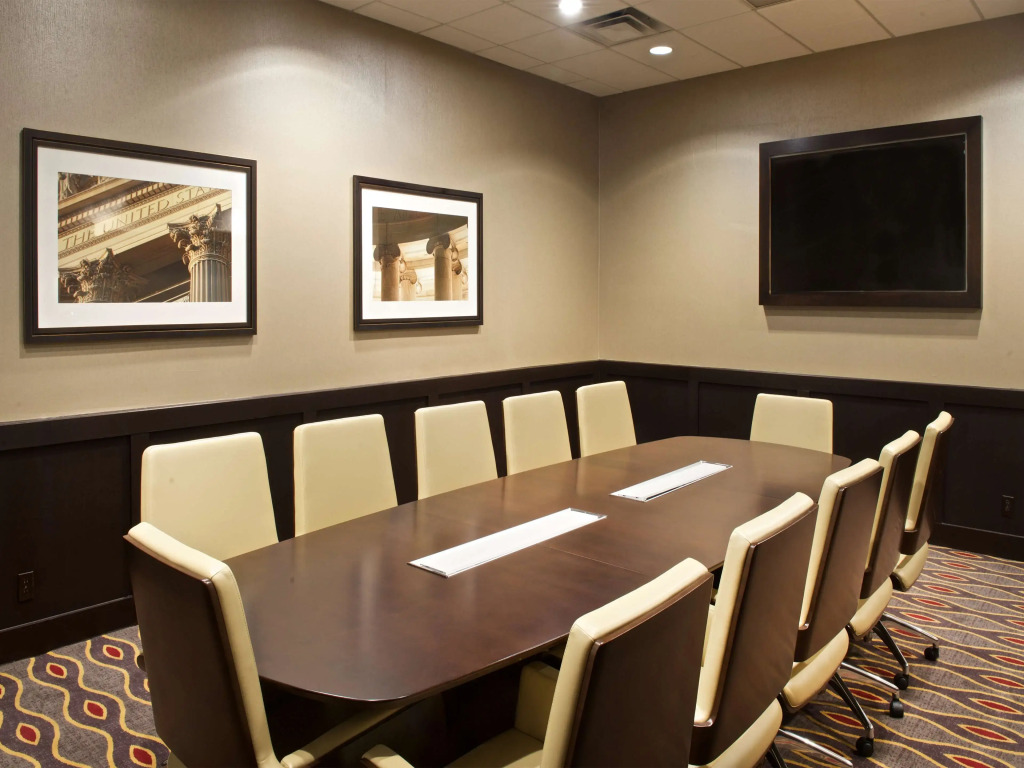 Embassy Suites by Hilton Dallas Near the Galleria