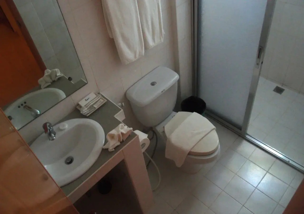 Anda White Beach Resort