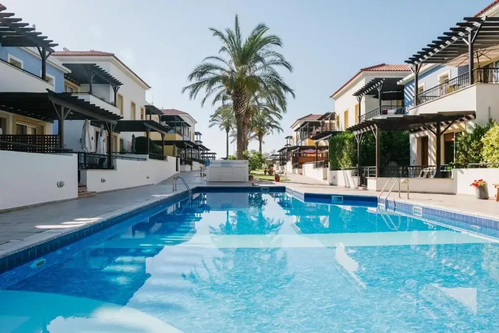 Aphrodite Gardens No.9 Luxury Apt