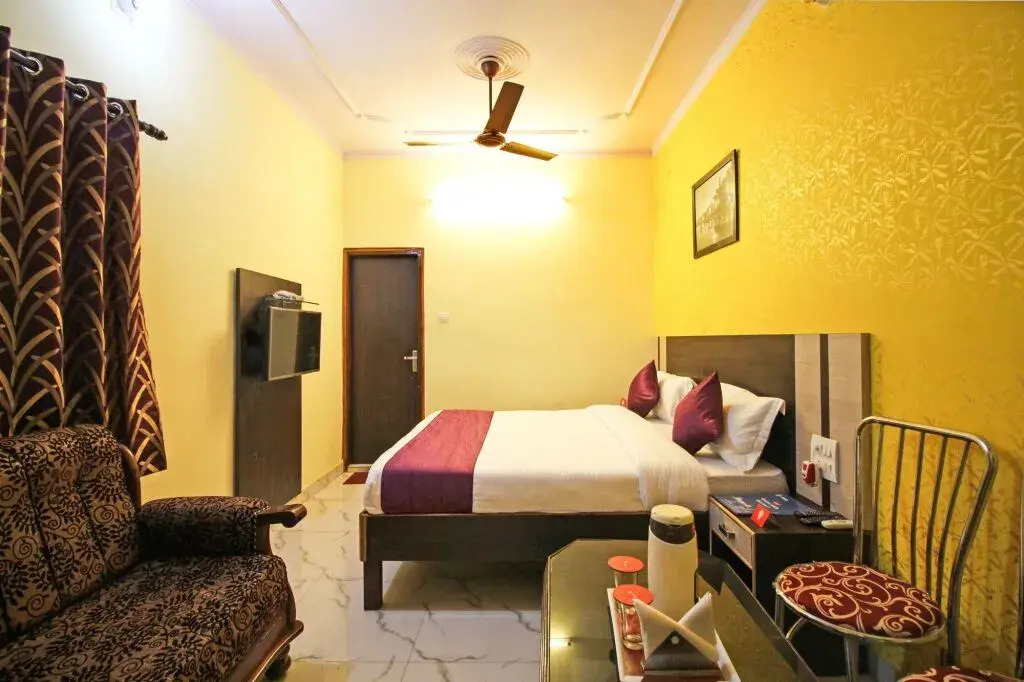 OYO Rooms 124 near Roadways