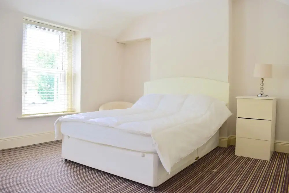 5 Bedroom House On Grand Canal