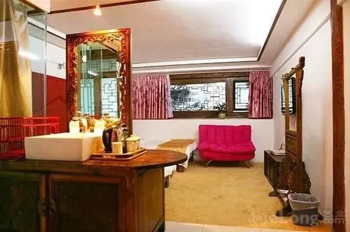 Yi Jing Wan Inn