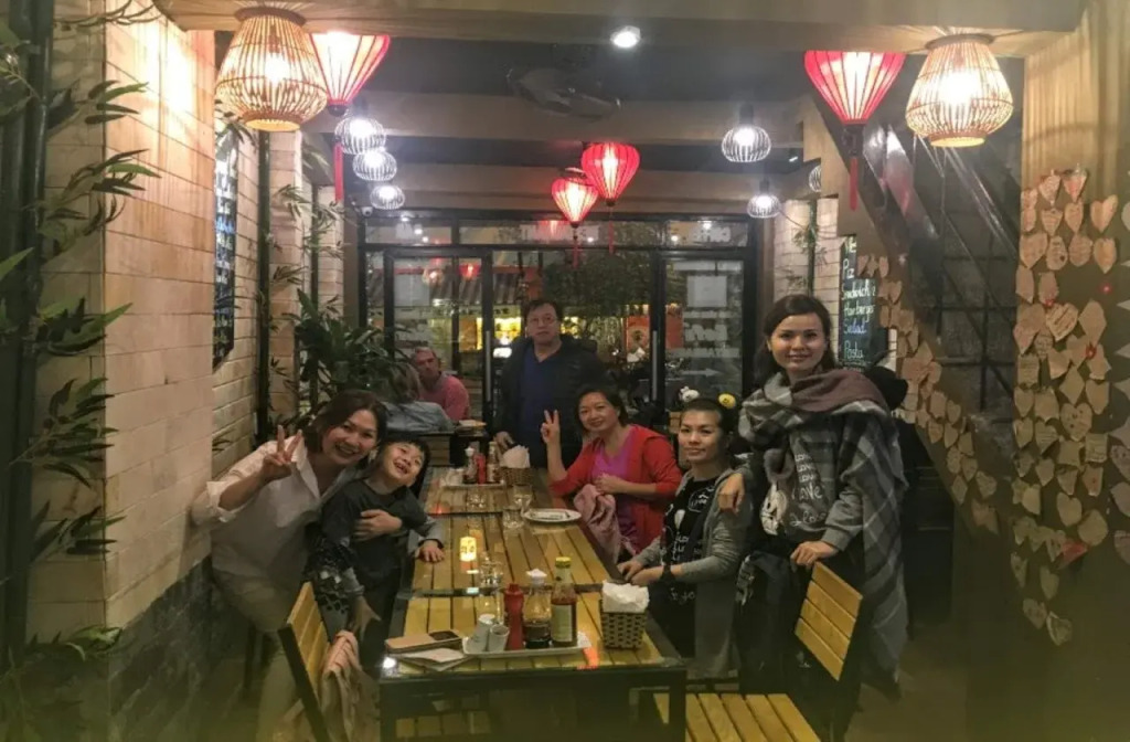 Madam Moon Hotel