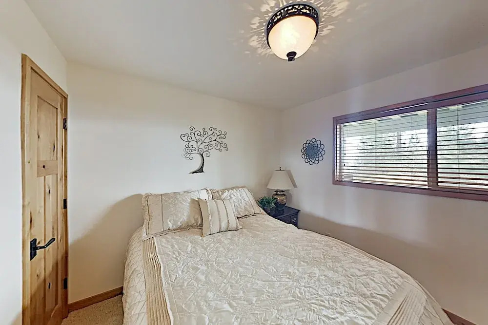 400fairg 3 Bedroom Condo