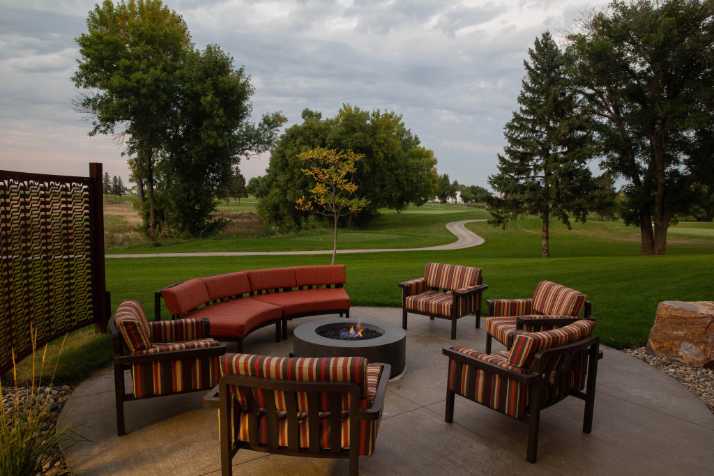 Holiday Inn & Suites Sioux Falls - Airport by IHG