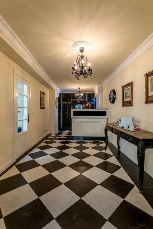 Orangesquare-4bedroom -4 Bathrooms-8 Guests