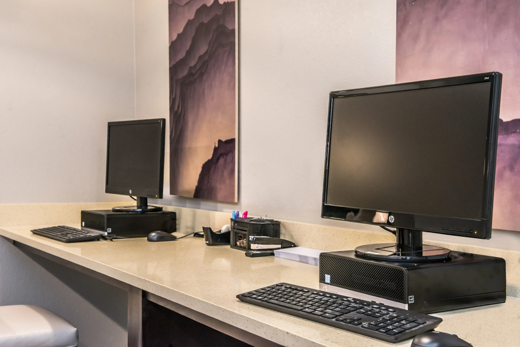 Staybridge Suites - Pecos by IHG