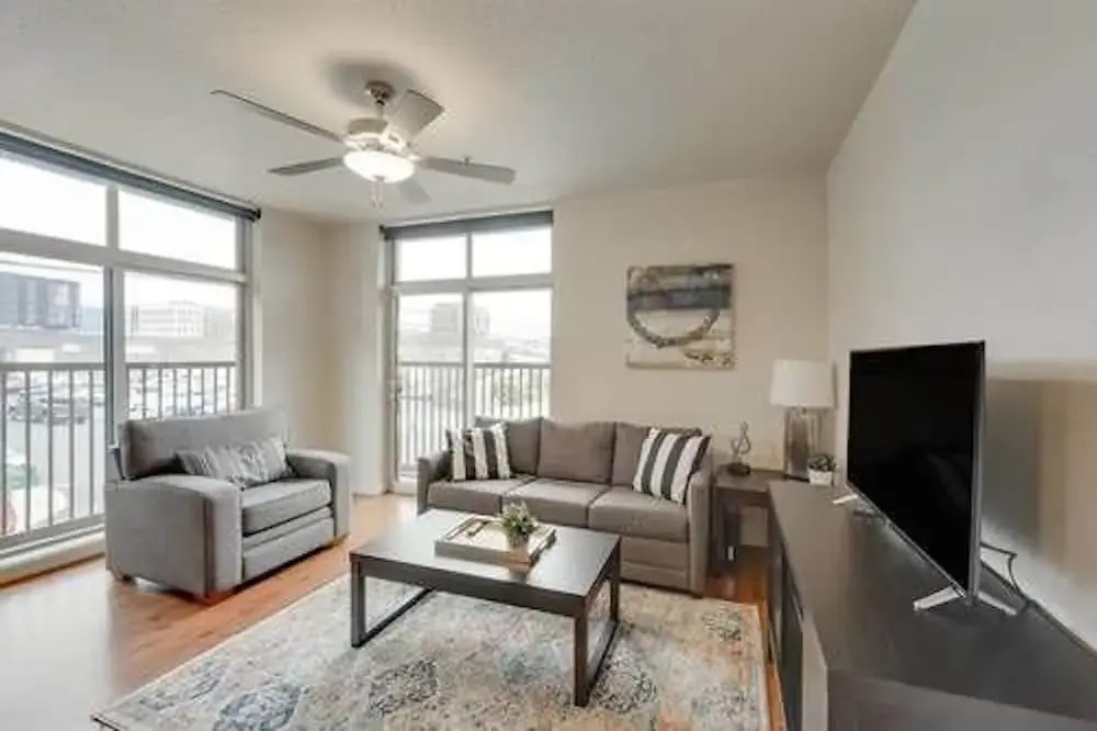 Portland Pettygrove 2BR Corporate Rentals