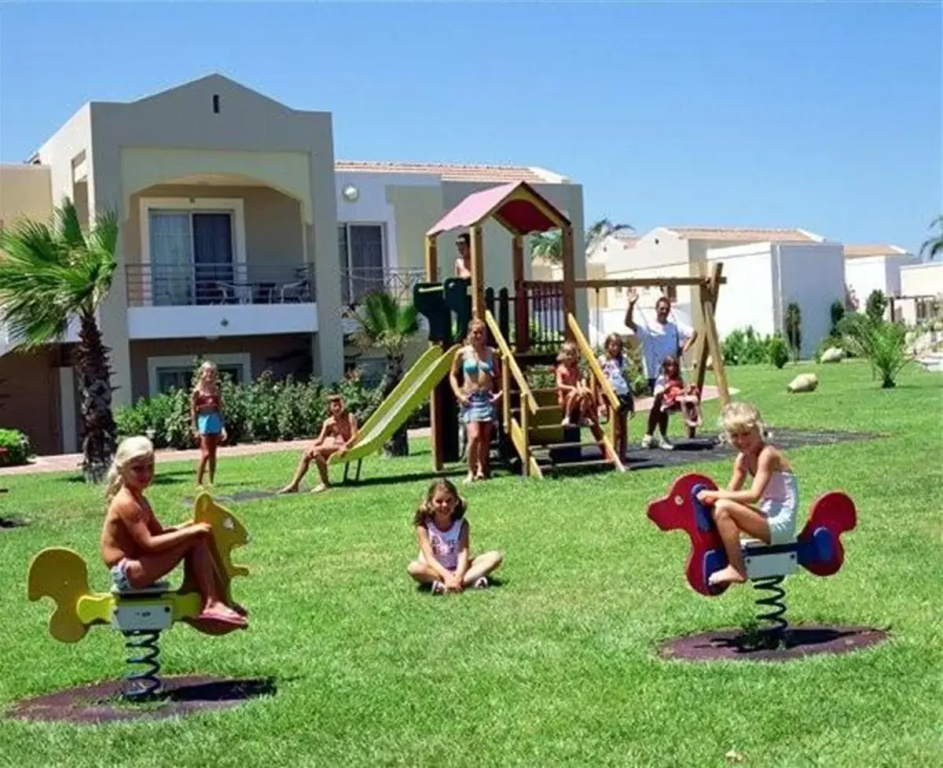Pelagos Suites Hotel & Spa