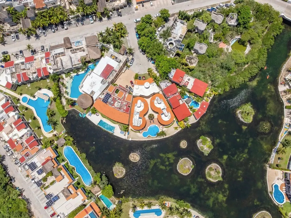 Lagoon Front Infinity Pool Paddleboard And Fun Puerto Aventuras