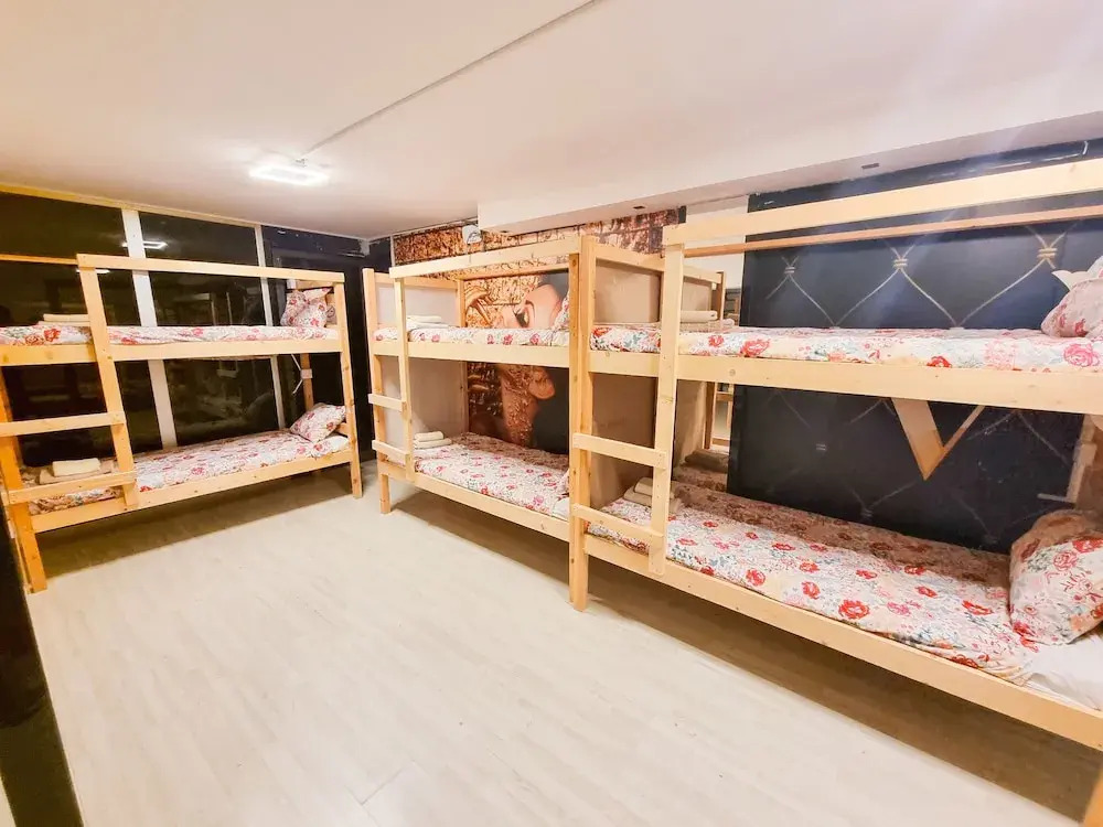 Unique City Hostel 100 meters from Beach