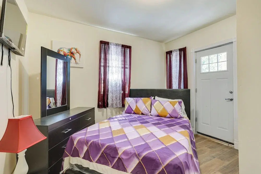 Wilmington Home ~ 28 Mi to Downtown Philadelphia!