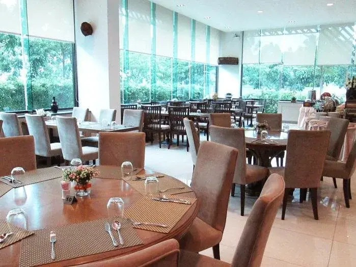 Rim Khob Fa Resort