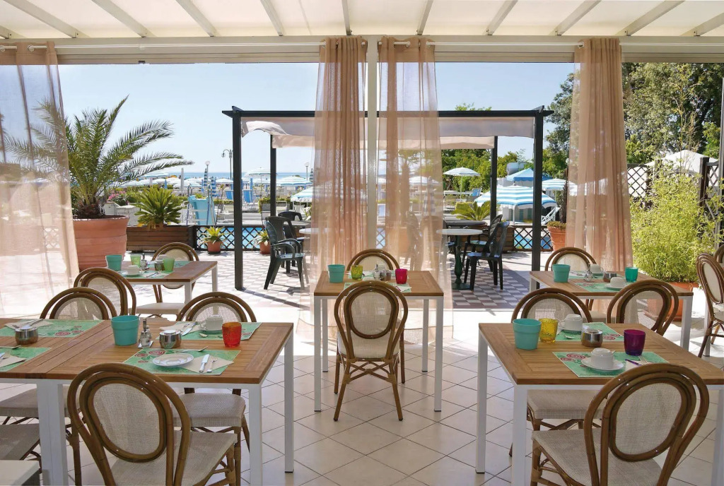 Hotel La Brezza frontemare