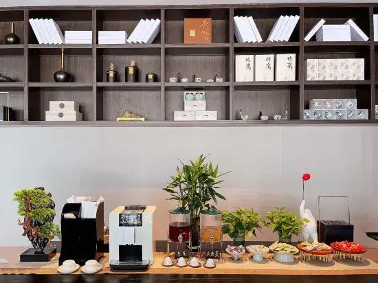 Pulun Hotel (Cixi Huanchuang Aegean Sea Shopping Center Branch)