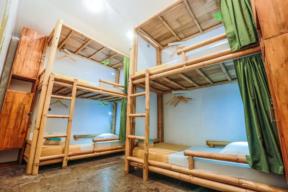 Snooze Guesthouse Yogyakarta - Hostel