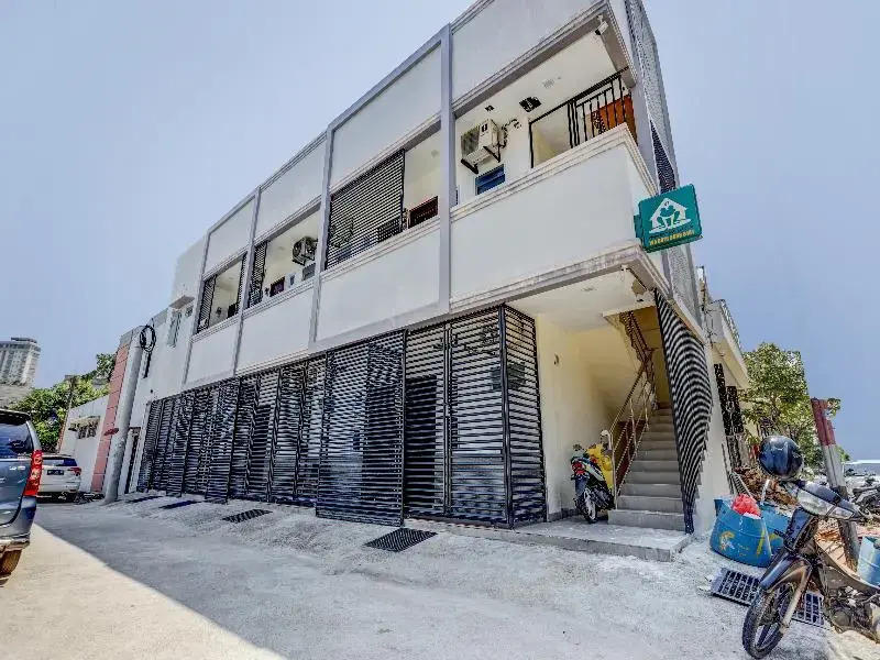 OYO 90366 Homestay 81 Baloi