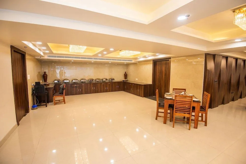 Hotel Panchsheel Inn