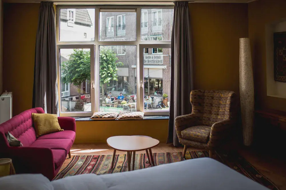 Holt Hotel