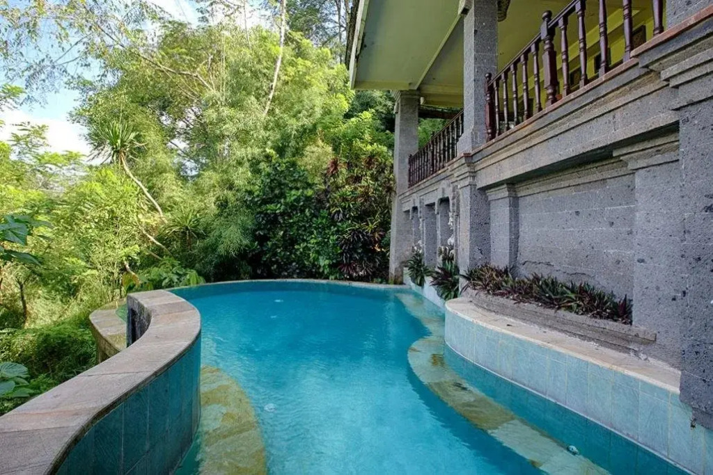Villa Awang Awang