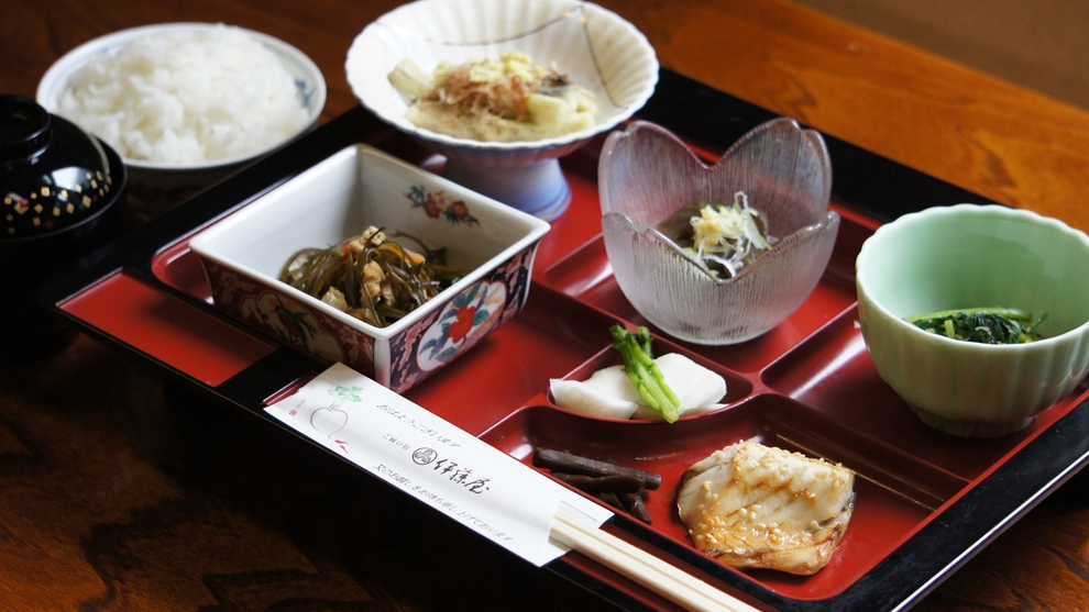 Itoya Ryokan (Sadogashima)
