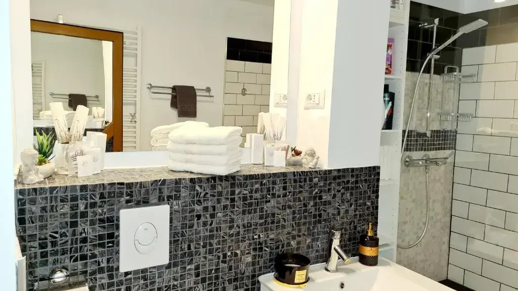 La Fluturi Apartament