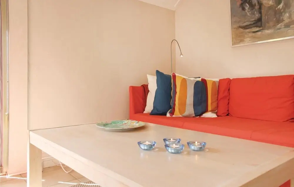 2 Bedroom Beautiful Home In Ermelo