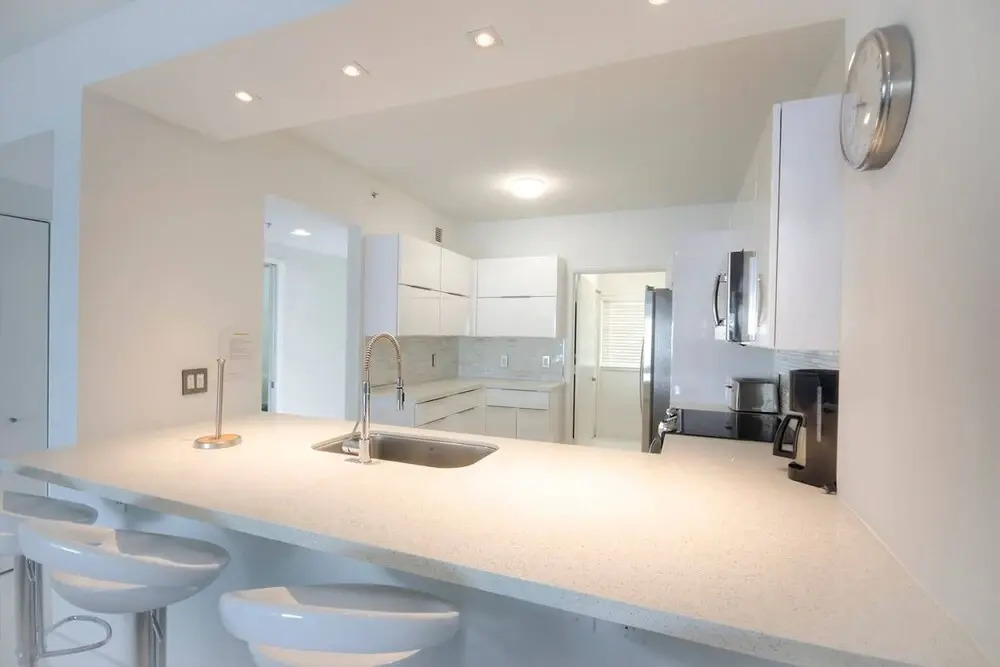 Le Marina Bay 407 by Go Florida Condo, Sunny Isles