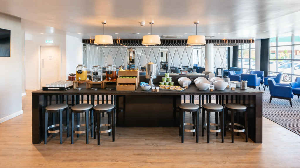Holiday Inn Express Leigh - Sports Village by IHG