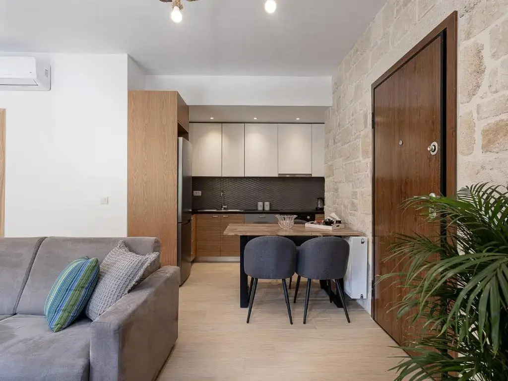 Elia Rustic Apartments Theriso