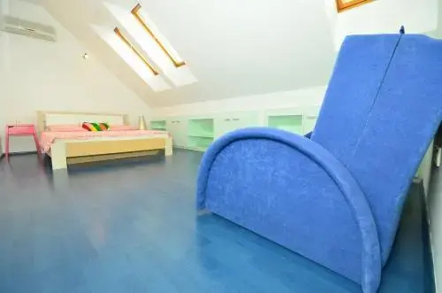 Hi-End Apartment