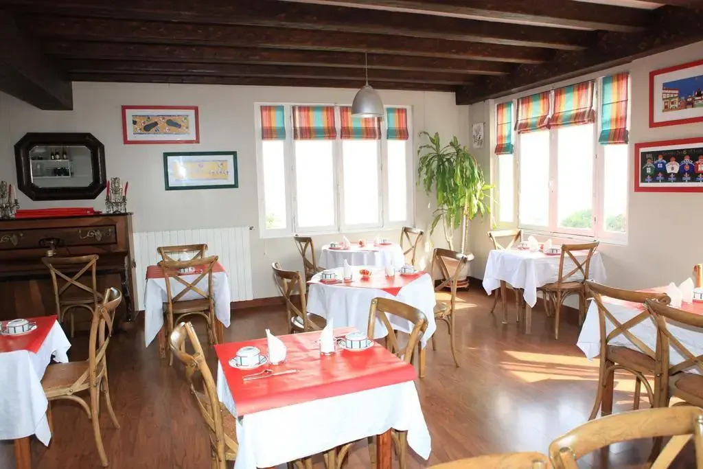 Hotel Agur Deneri