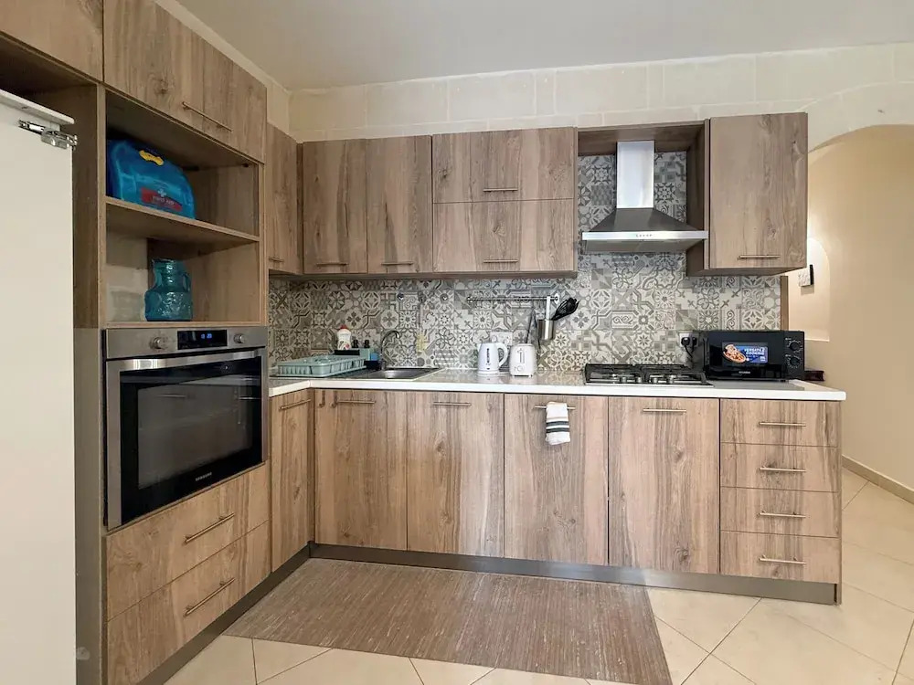 Traditional Maltese 3BD Apartment