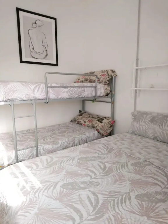 House with 5 Bedrooms in Punta Umbría, with Furnished Terrace And Wifi - 4 M From the Beach