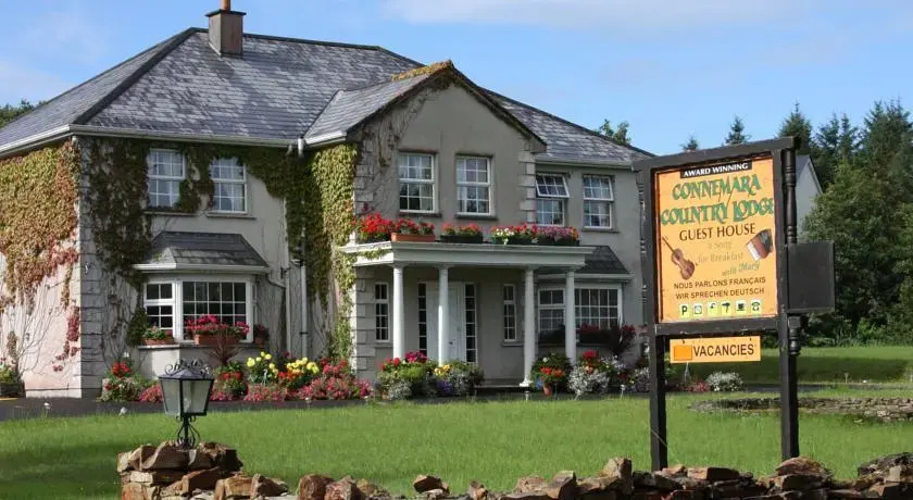 Connemara Country Lodge