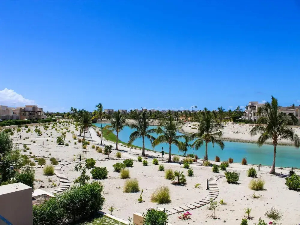Stylish Lagoon View Escape With Balcony