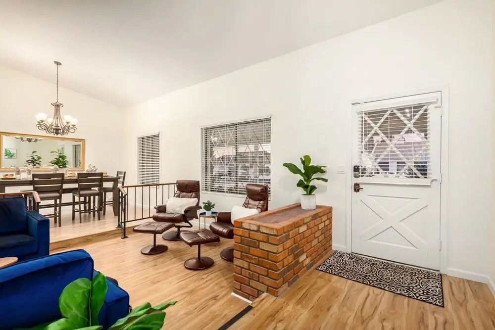 Spectacular Moon Valley! 4 Bedroom With 3 King Beds! Heated Pool! Sleeps 10! 4 Home by Redawning