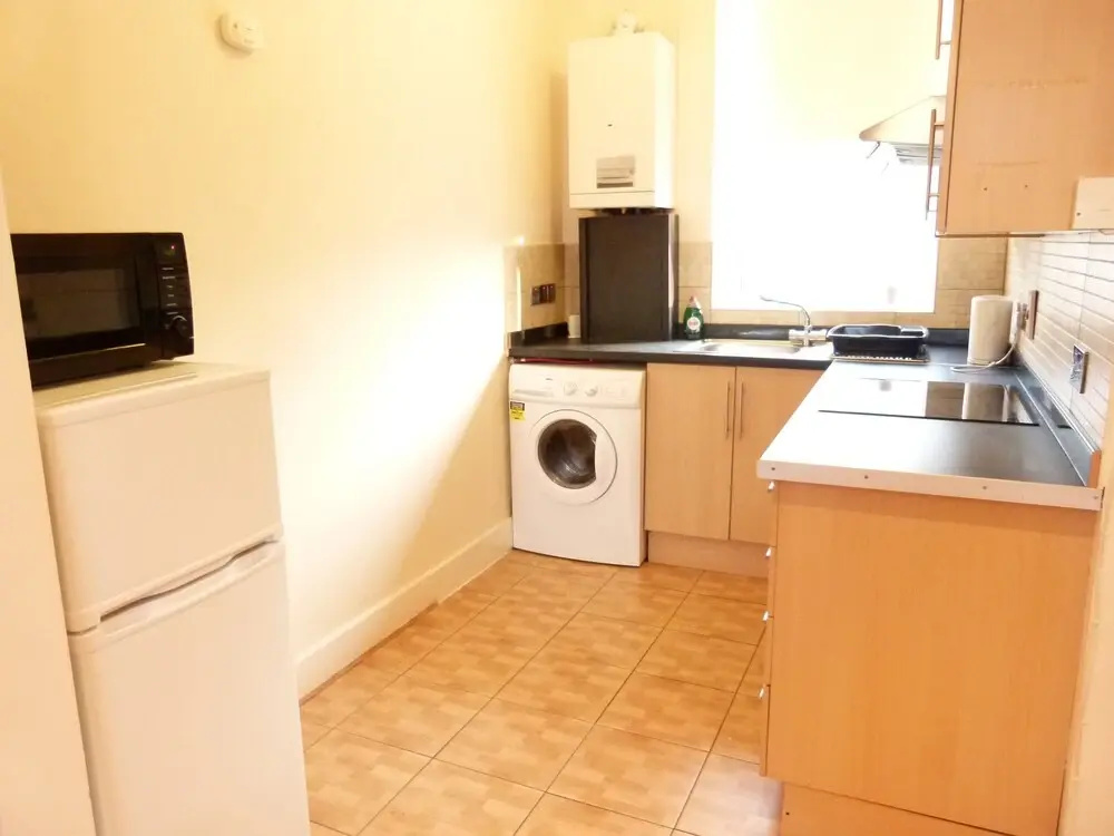 SS Property Hub - Canary Wharf Family Apartment