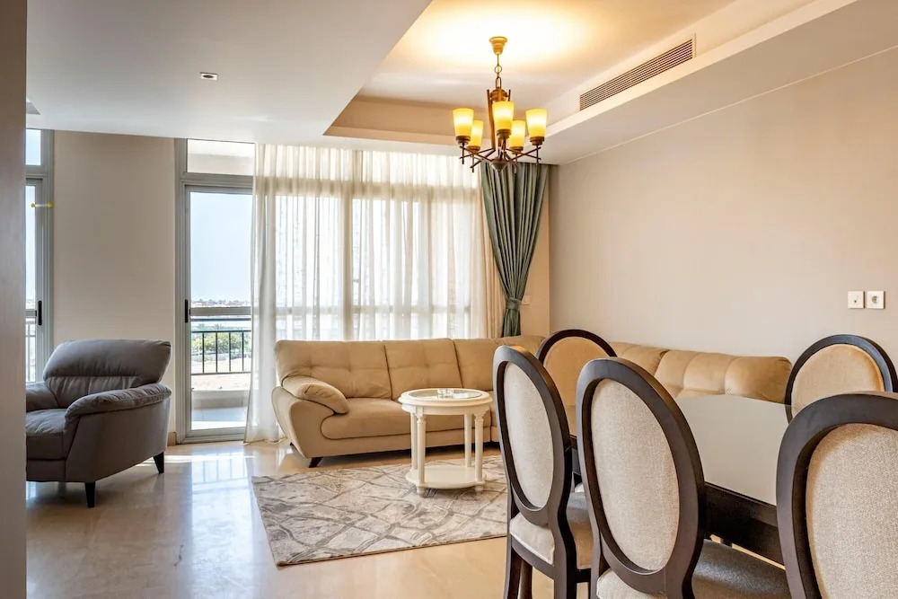 Vesta - Luxury APT - 3Br - CFC IX