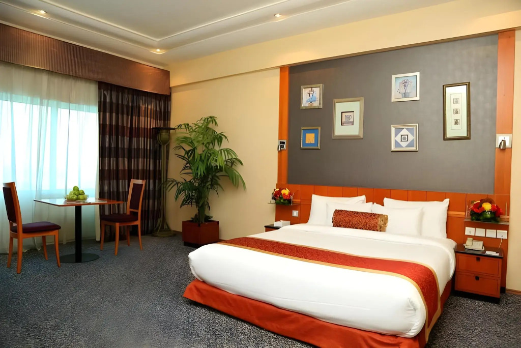 Gulf Court Hotel