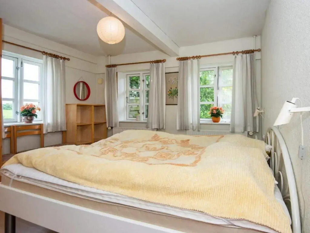 Two-Bedroom Holiday home in Højer 1