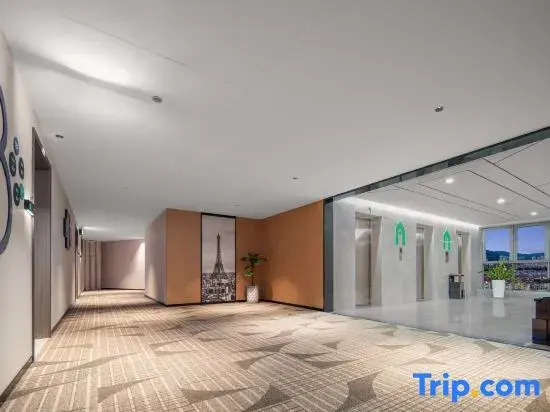 Libo Hotel (Kunming Tongde Square Jinxing Metro Station)