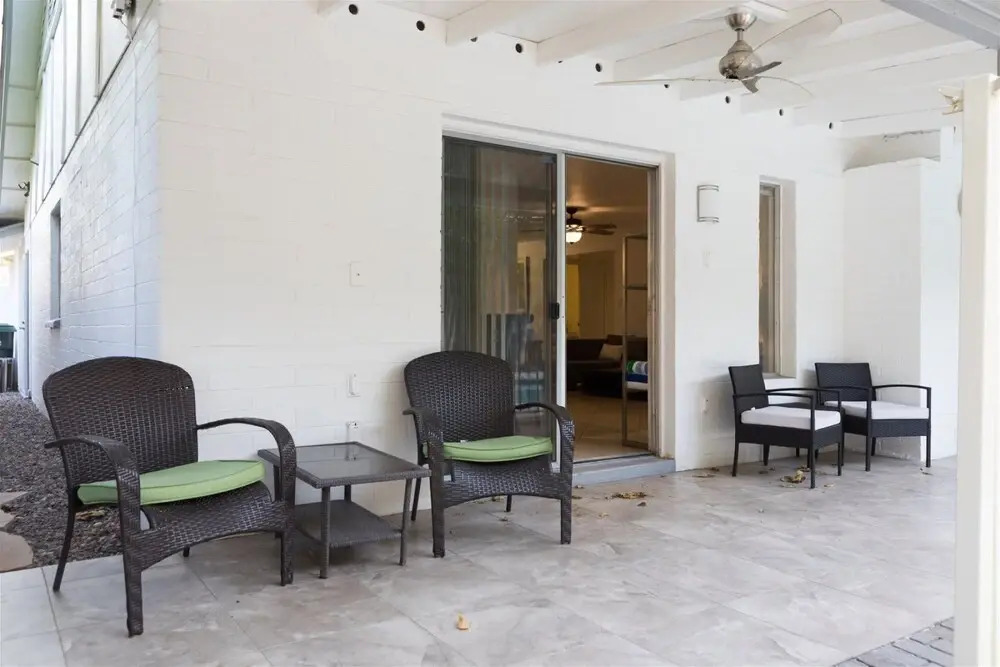 Quiet house with pool heater, patio, BBQ, citrus