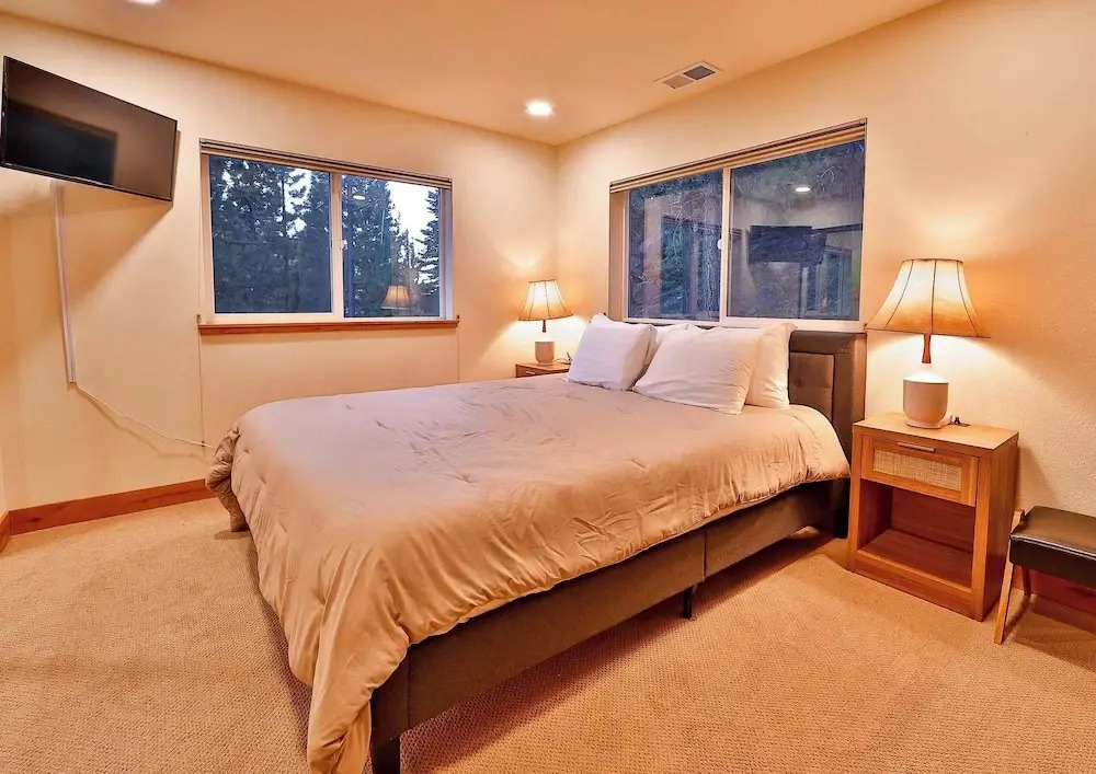 The Elevator House Sleeps 10!