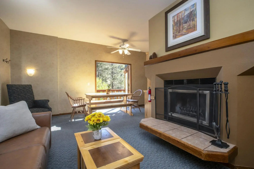 Olympic Village Inn Olympic Valley