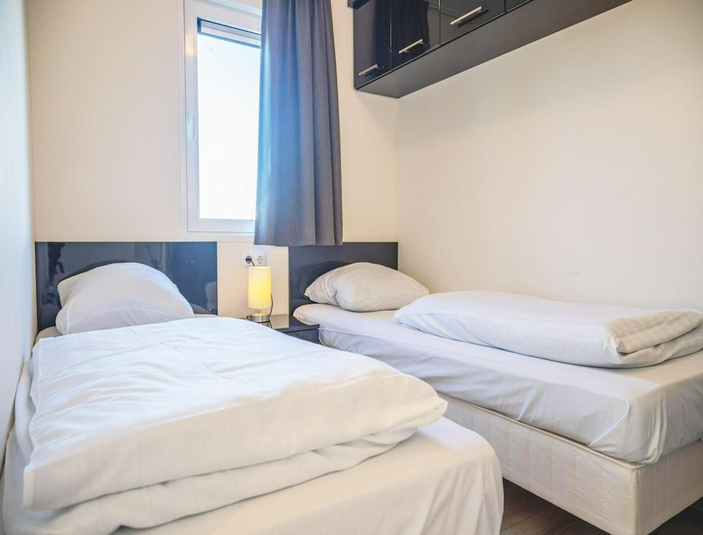 Drenthe Family Getaway w/ Garden