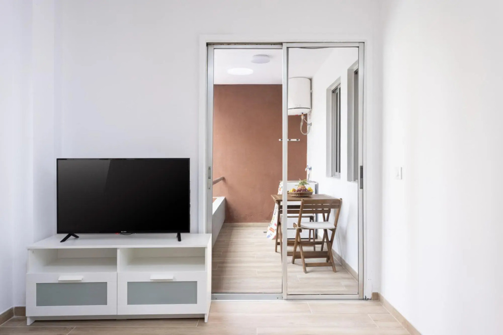 Home2Book Charming Apartment Santa Cruz, Wifi