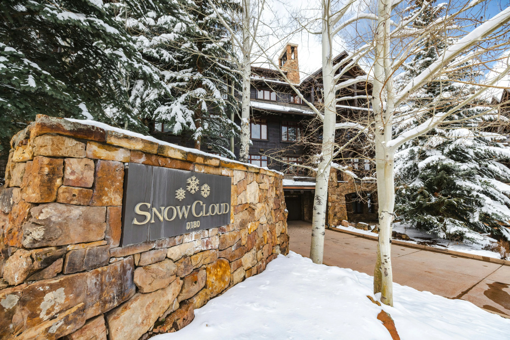 Bachelor Gulch Village by Vail Resorts